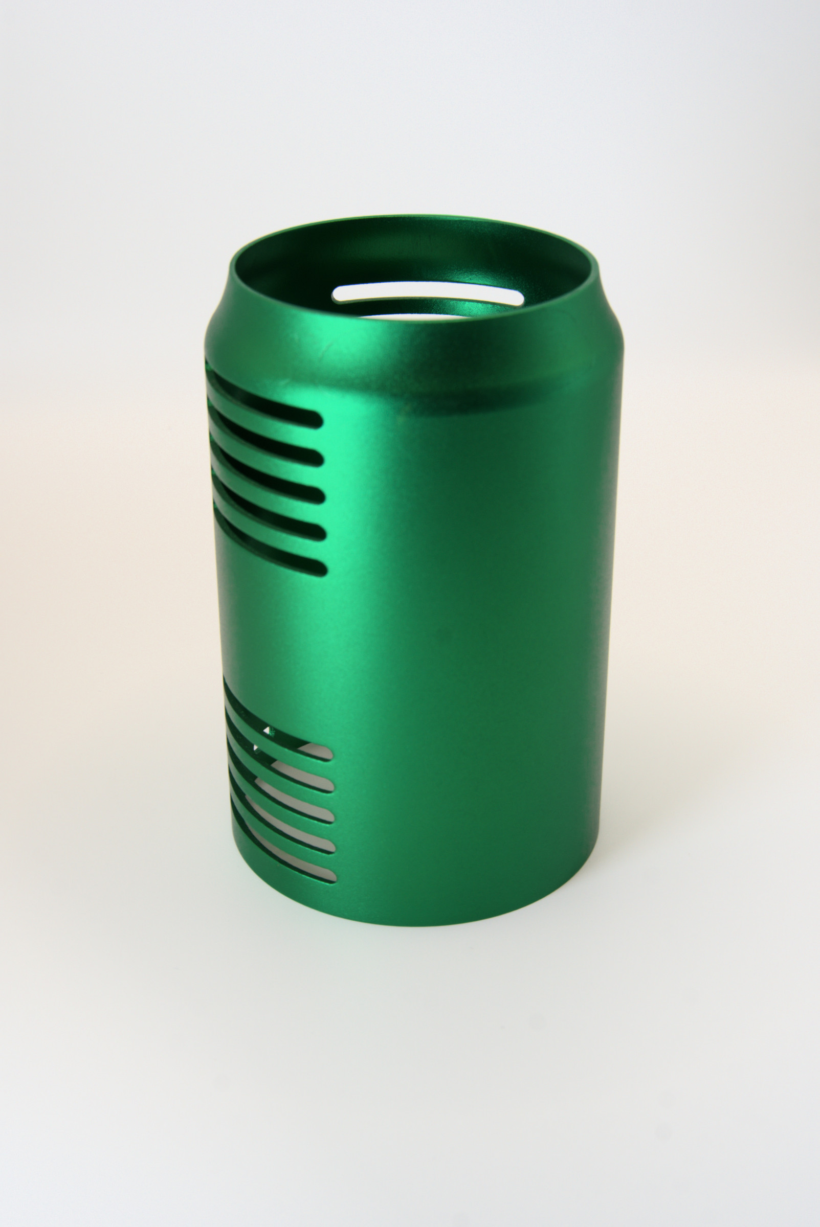 Green Slotted Cylindrical Housing / 绿色条孔筒形外壳,整体外观
